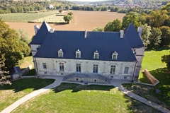 Château de Nuits façade avant